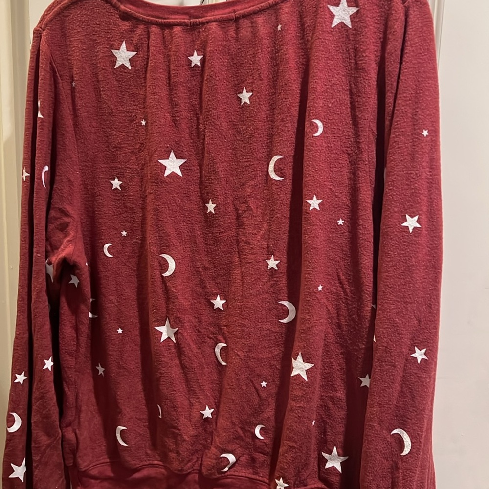 Wildfox red long sleeve - Picture 3 of 3